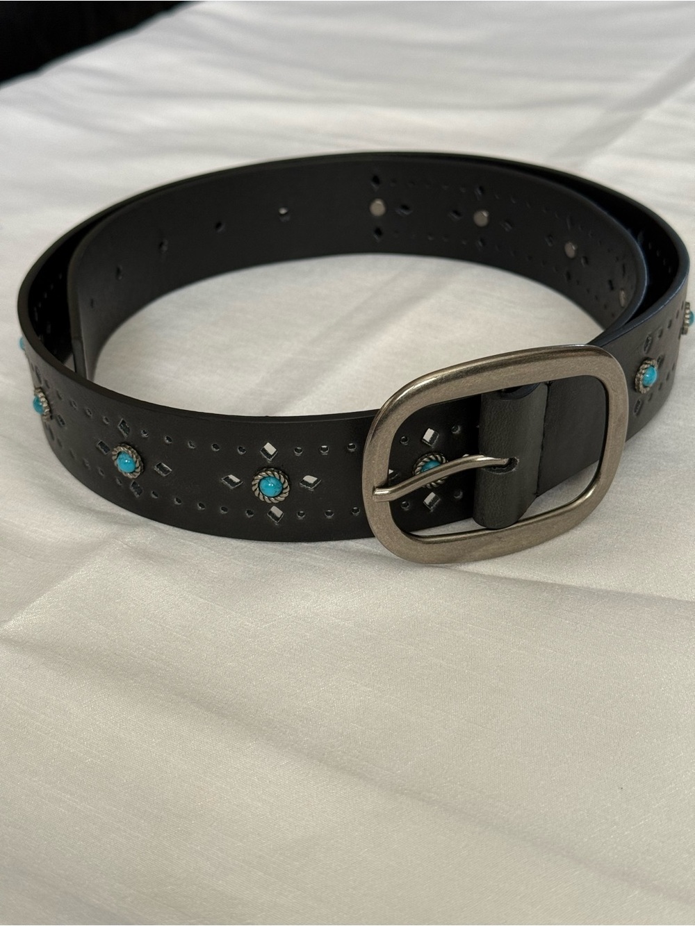 Faded Glory Black Leather Belt with Turquoise Accents - Picture 3 of 10